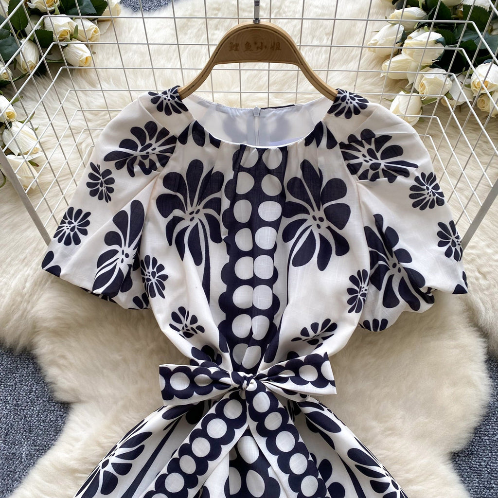 High-end Pattern Printed Lace-up Dress
