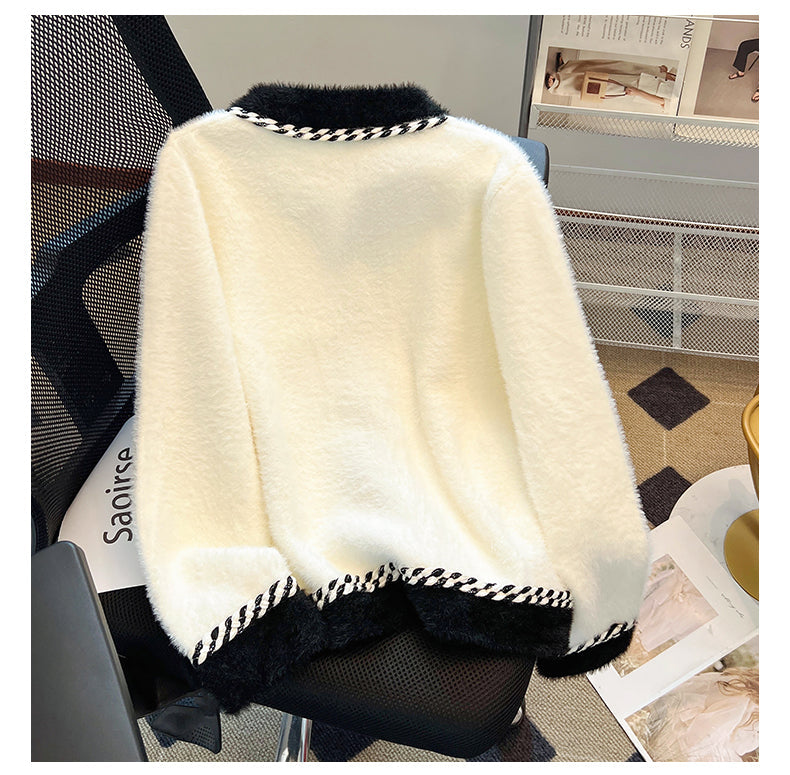 High-end Black&White V-neck Cardigan