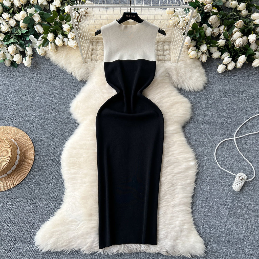 Color Blocking Black Knitted Dress