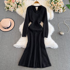 V-neck Knotted Knitted Fishtail Dress