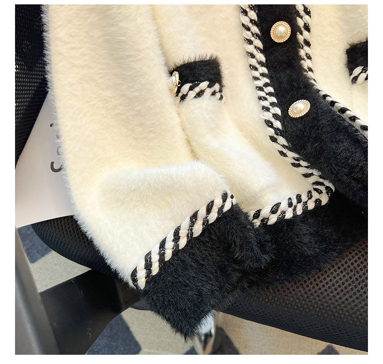 High-end Black&White V-neck Cardigan