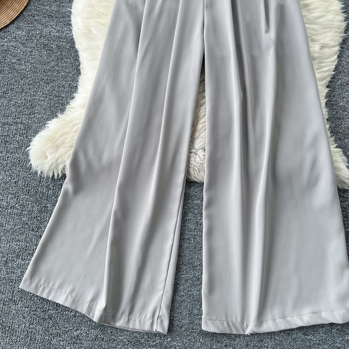 Chic Backless V-neck Halter Jumpsuits