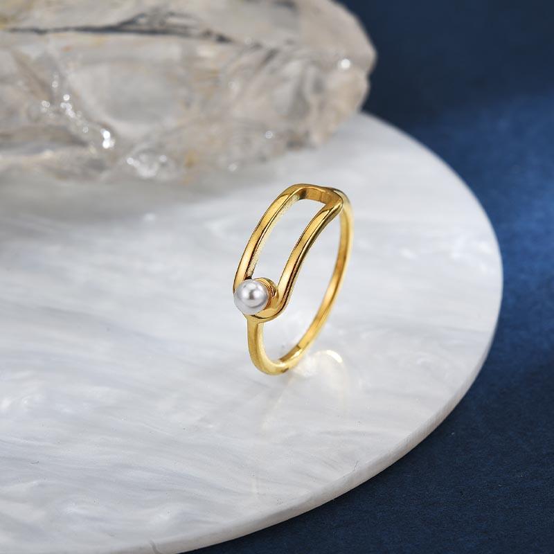 Pearl Adjustable Designer Ring
