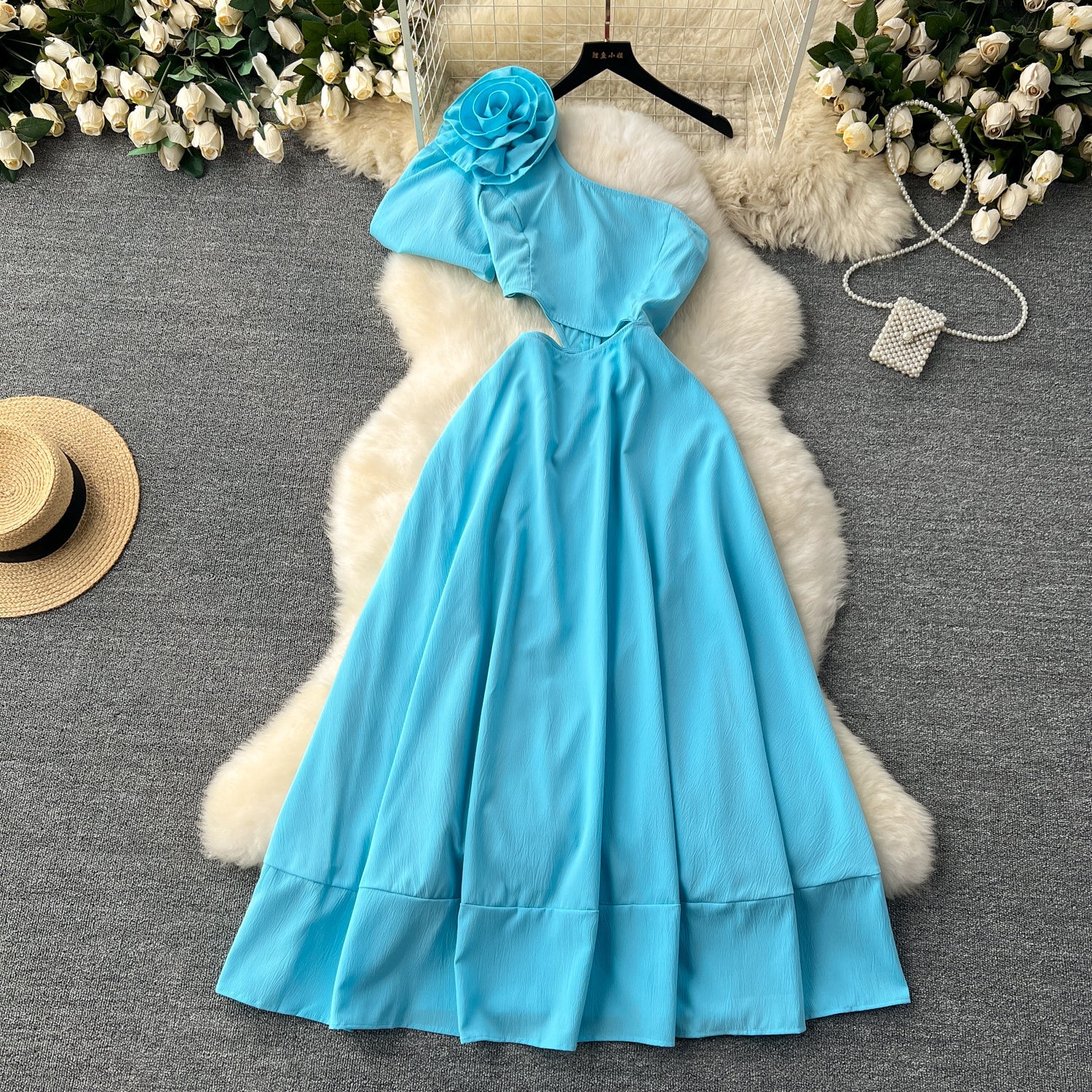 3D Floral One-shoulder Hollowed Dress