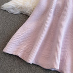 V-neck Knotted Knitted Fishtail Dress
