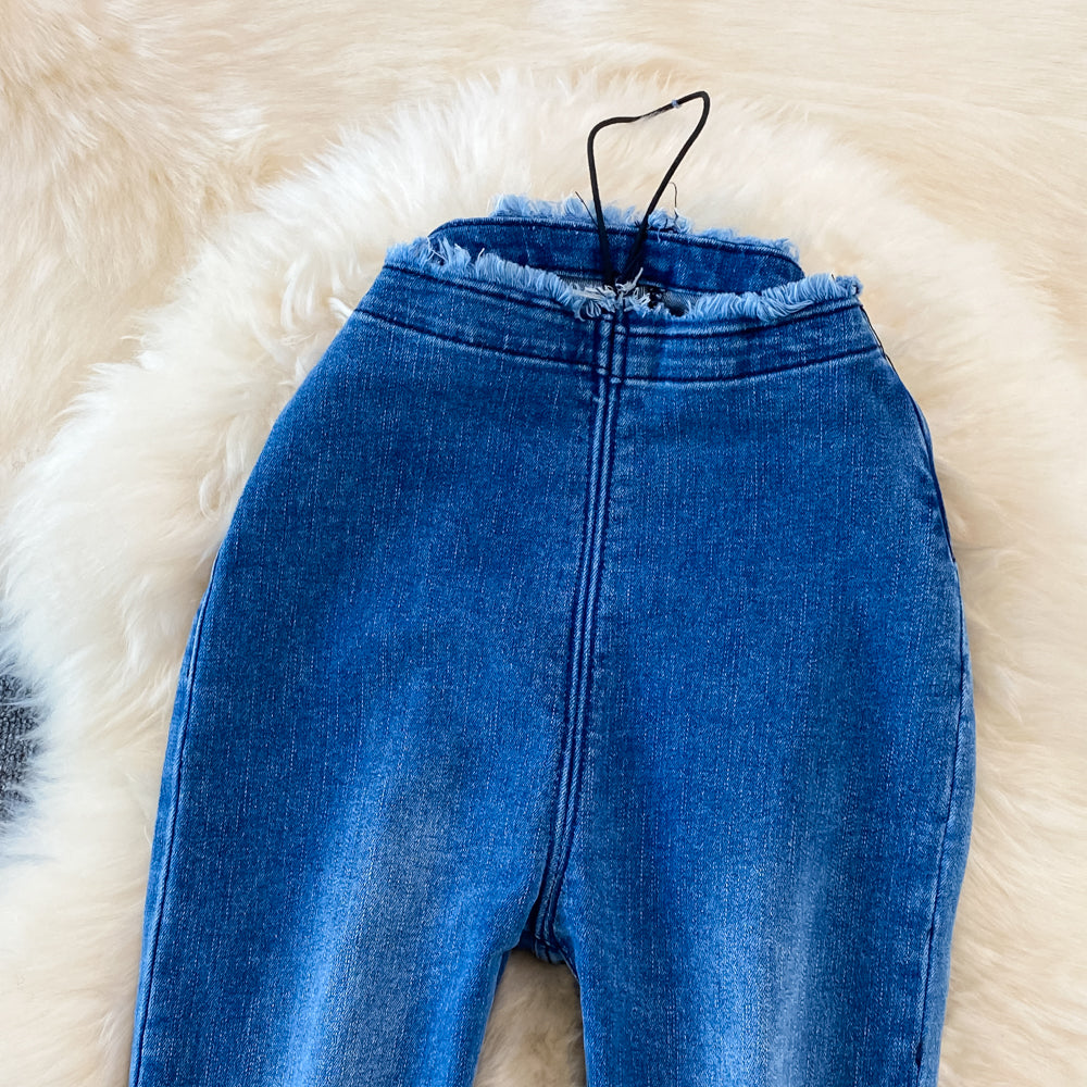 Slim-fit Elastic Wide-leg Trousers