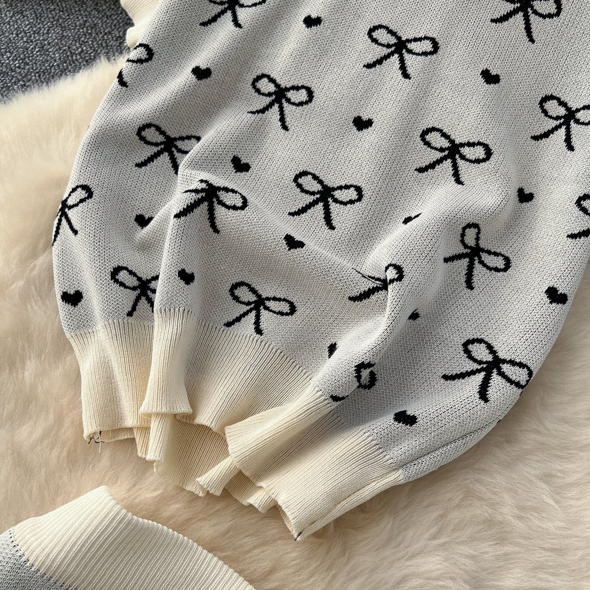 Bow Knitwear & Hip-wrapping Skirt 2Pcs