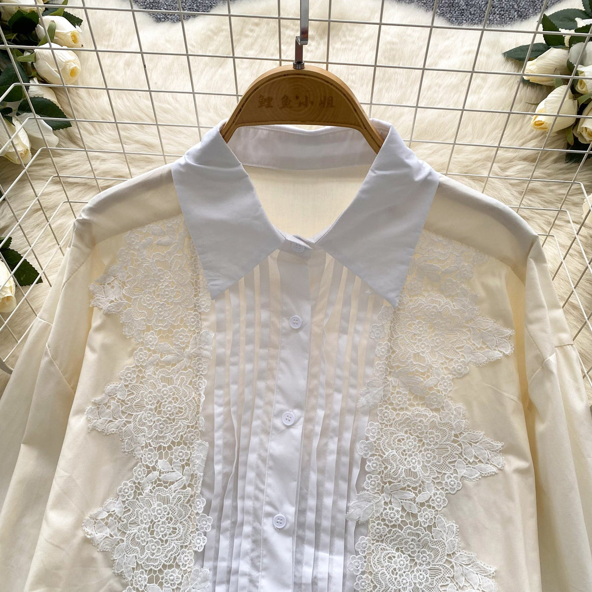Sweetie Lace Trim Loose Shirt