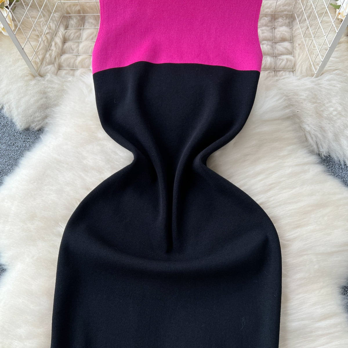 Color Blocking Black Knitted Dress