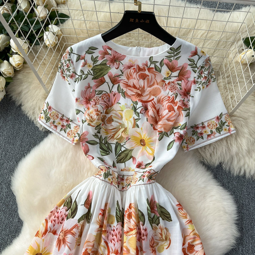 Courtly Floral Printed Short-sleeve Dress