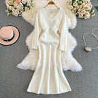 V-neck Knotted Knitted Fishtail Dress