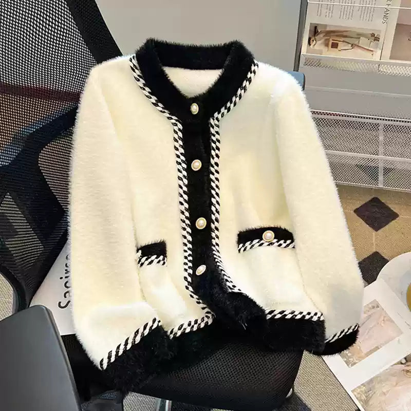 High-end Black&White V-neck Cardigan