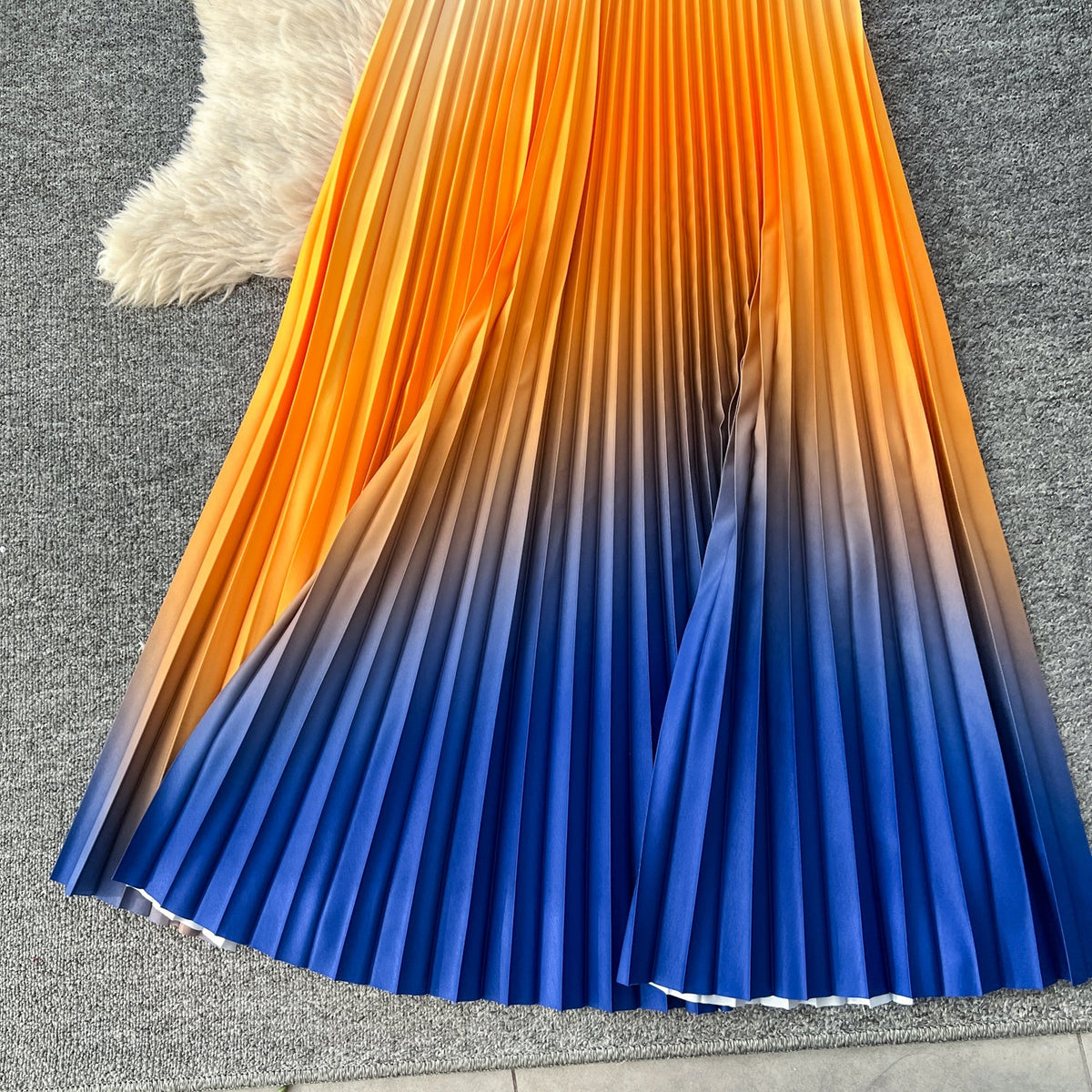 Pleated Top & Skirt Gradient Color 2Pcs