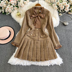 Faux Two-pieces Khaki Pleated Dress