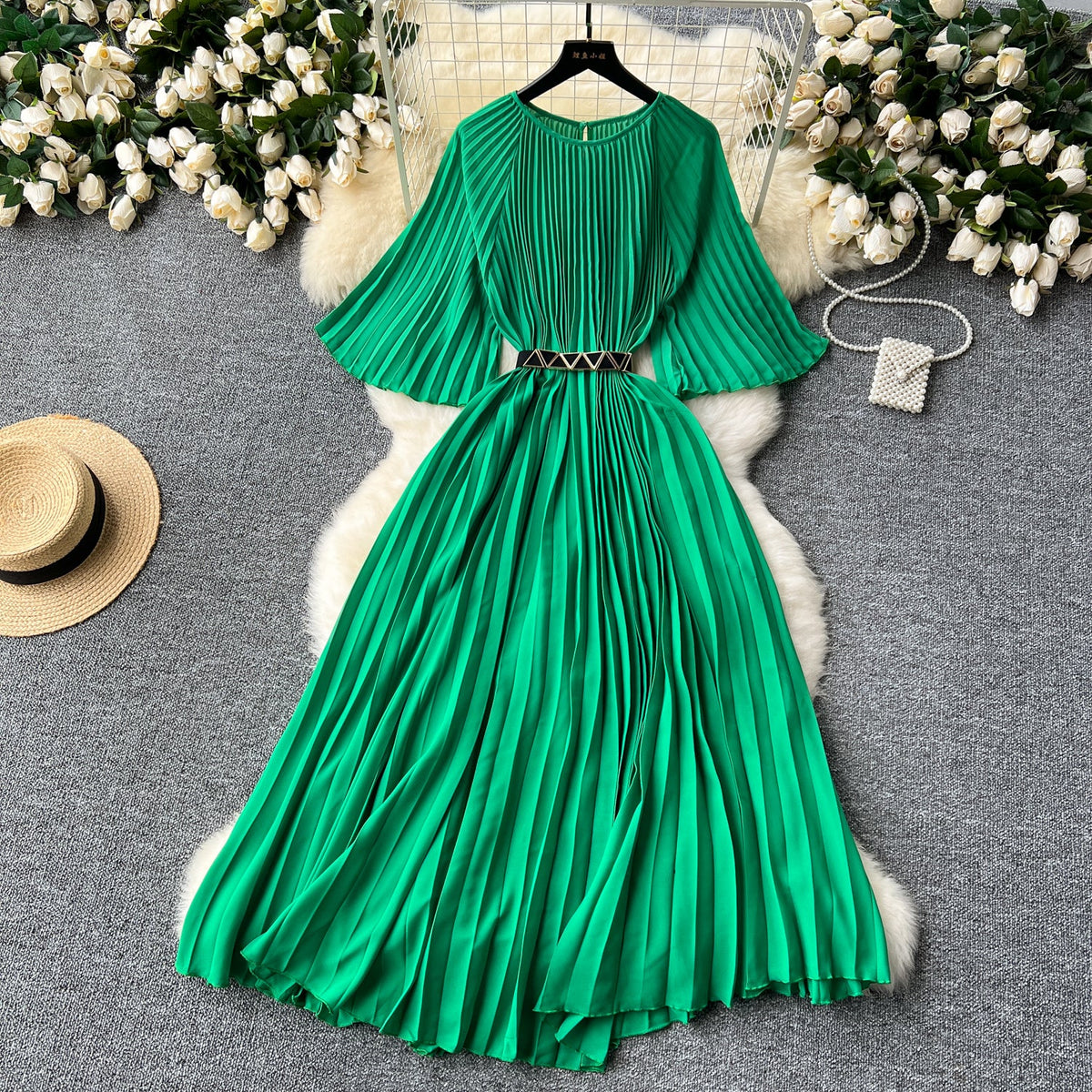 Vintage Solid Color Pleated Dress