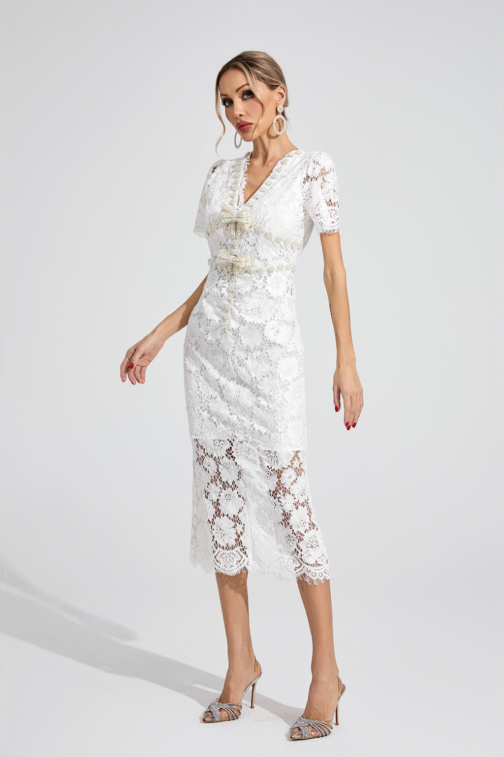 Vaendrix Ivory Lace Maxi Dress