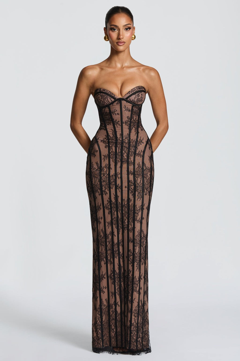 Off Shoulder Lace Sweetheart Neck Maxi Dress