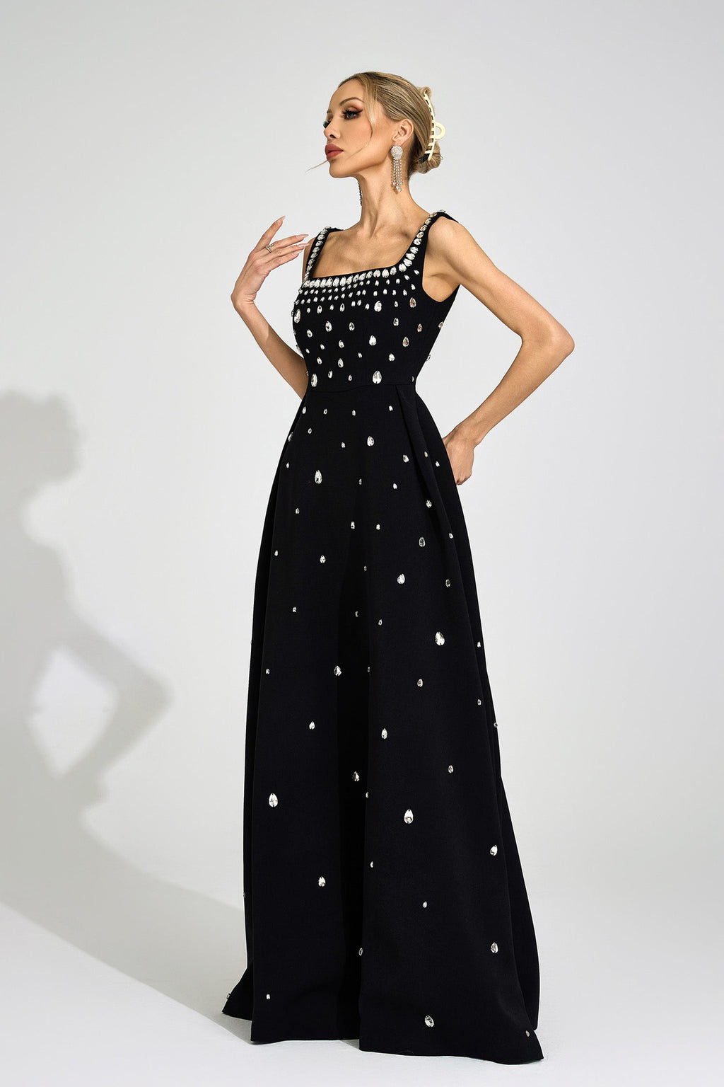 Syltheran Black Diamond Maxi Dress