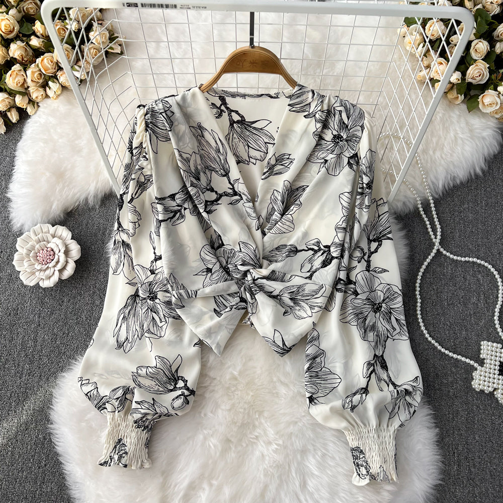 V-neck Flared-sleeve Floral Shirt