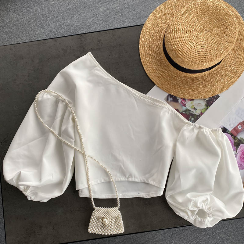 Raglan Neckline Puff Sleeves Top