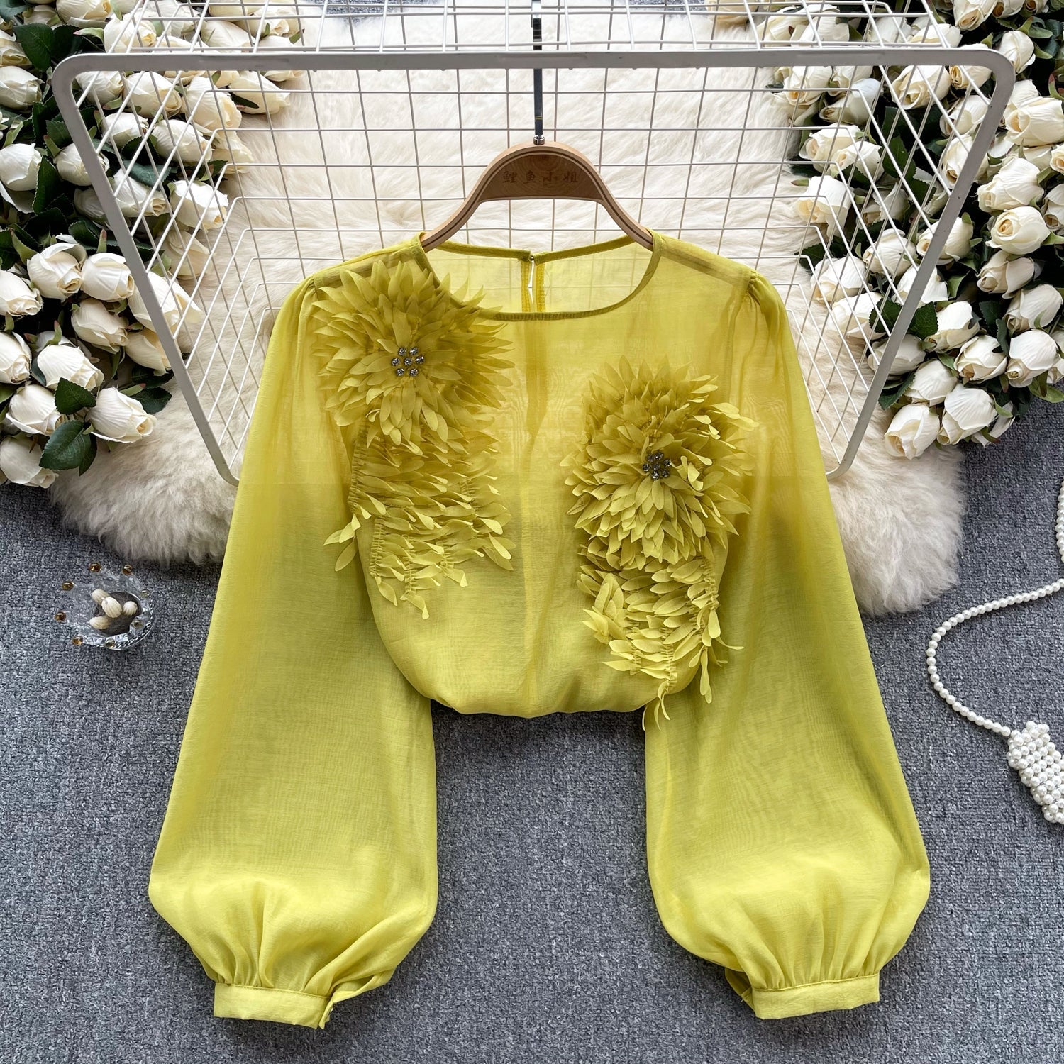 3d Floral Puffy Sleeve Shirt