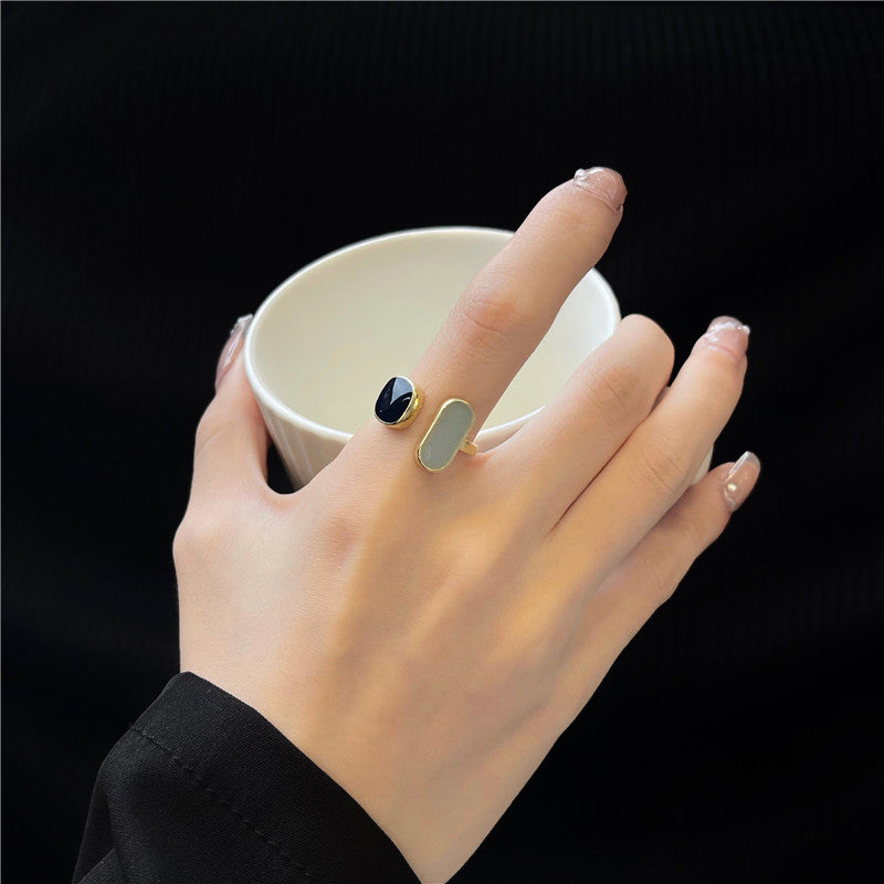 Elegant Blue Drip Oil Ring