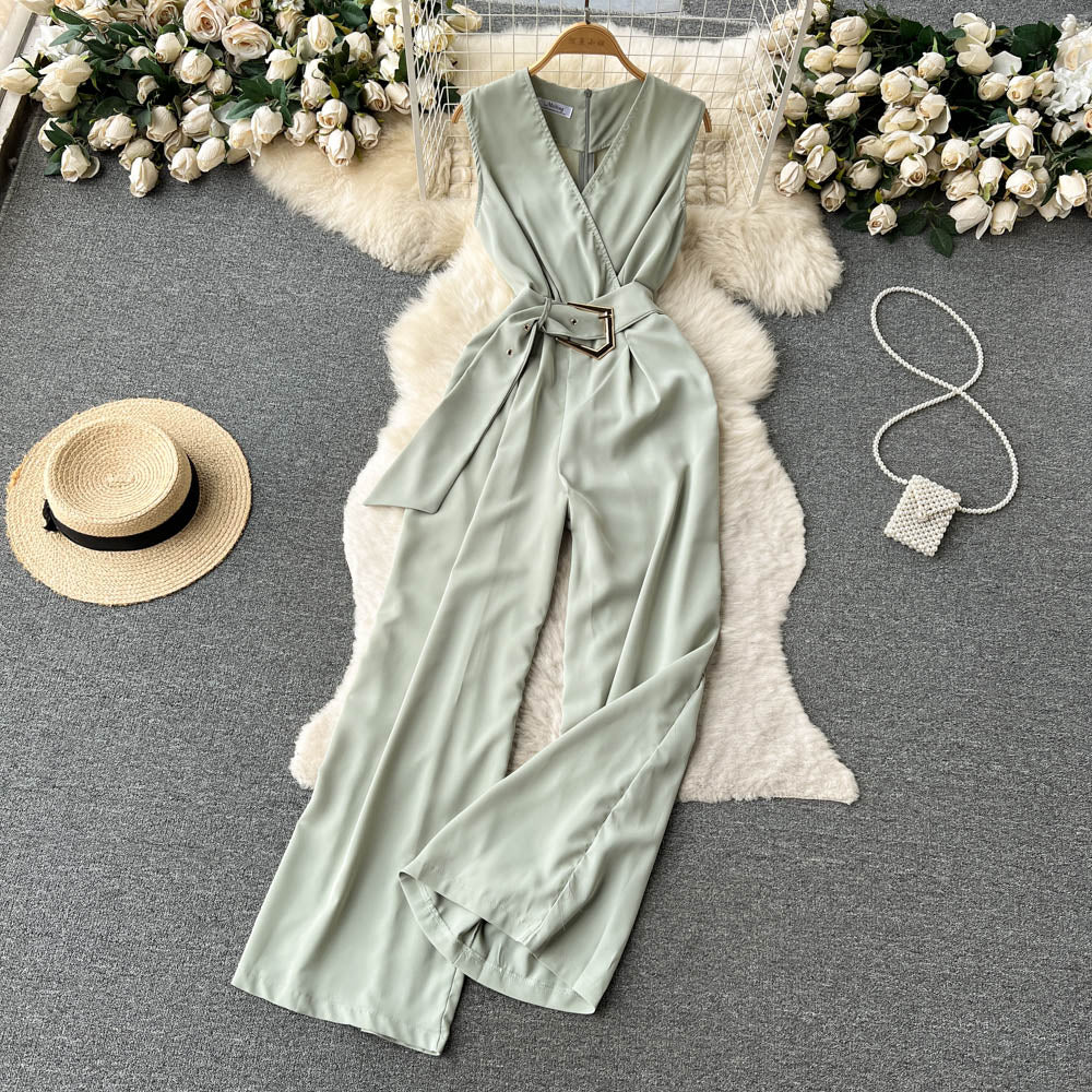 Sleeveless V-neck Lace-up Jumpsuit