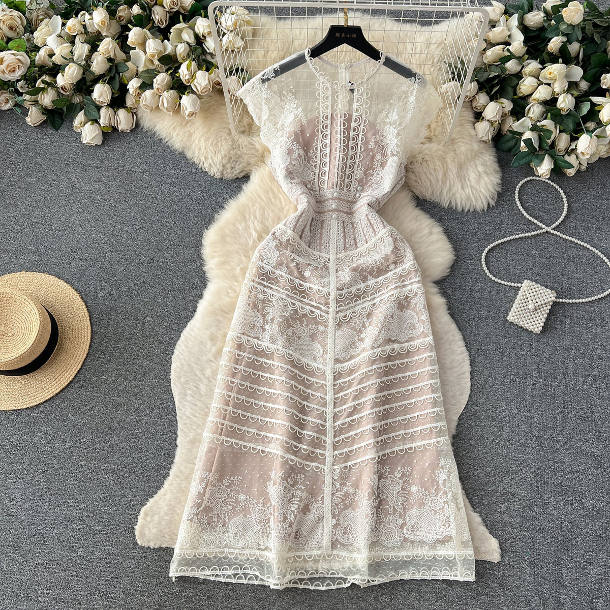 Courtly Embroidered Floral Slim Dress