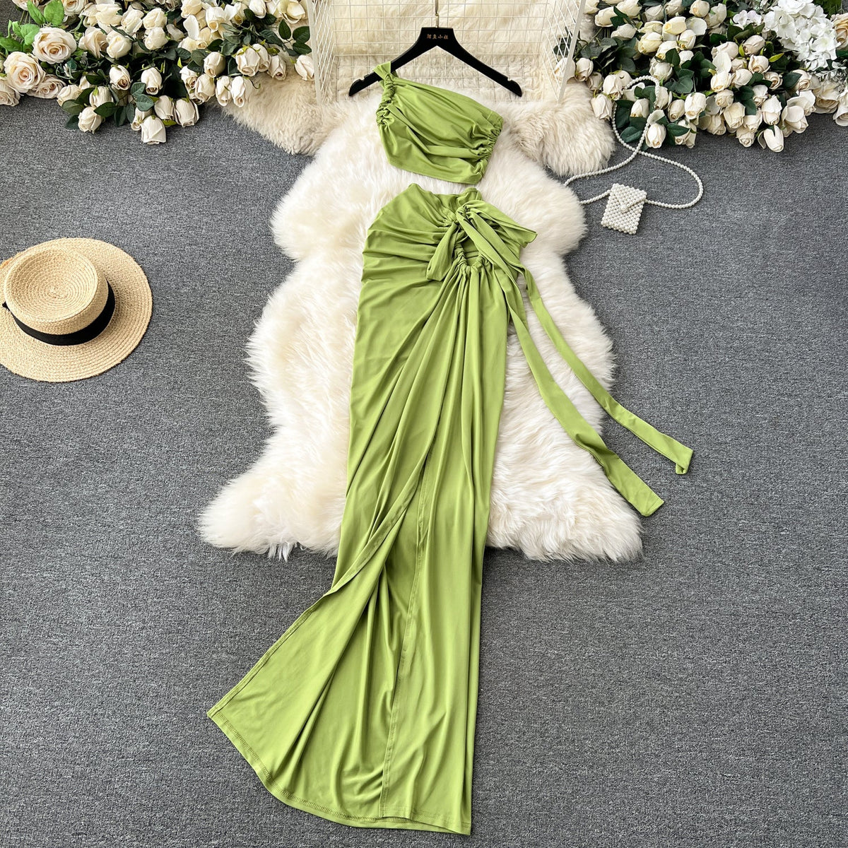 One-shoulder Top&Split Skirt Niche 2Pcs