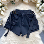 Chic Large Pocket Denim Shorts