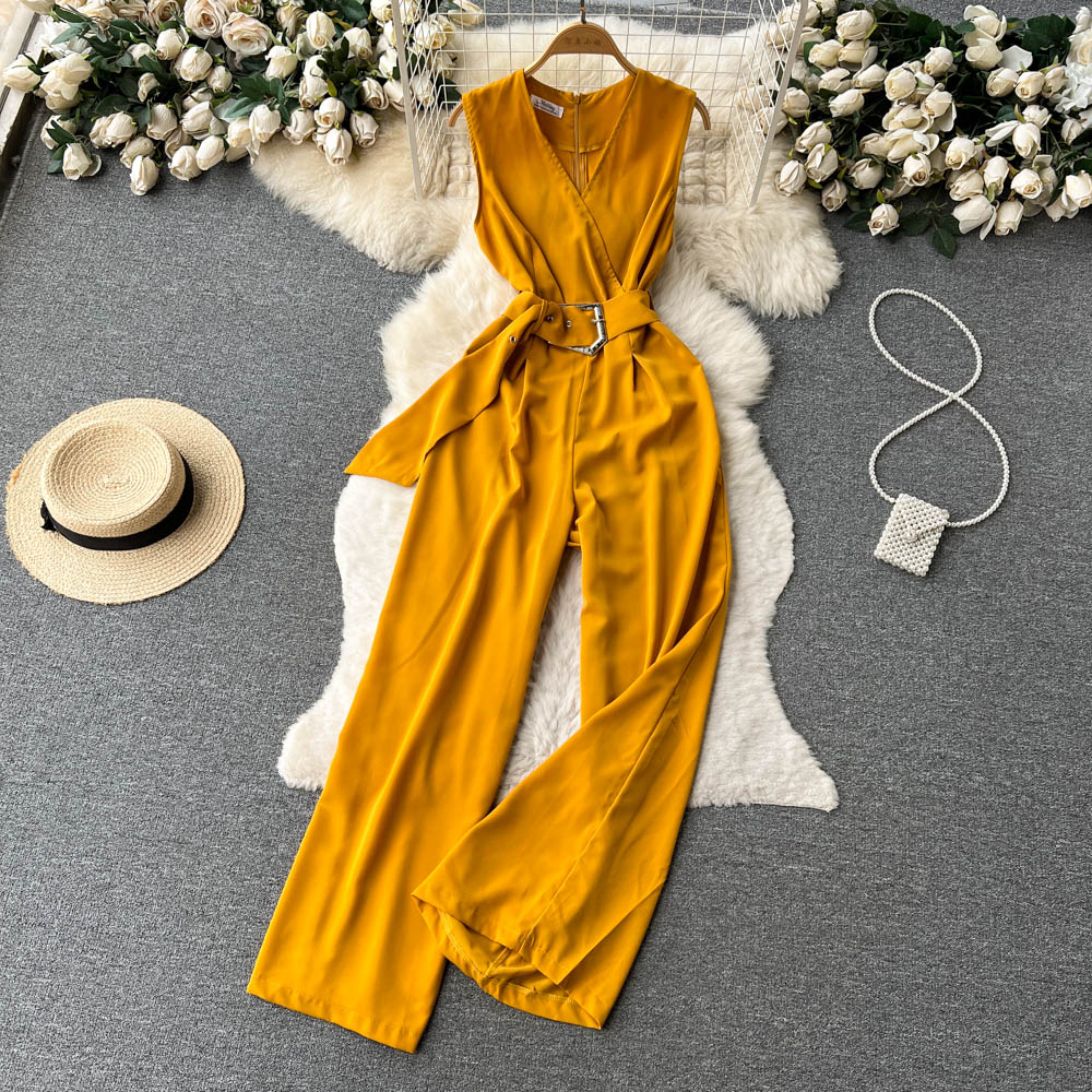 Sleeveless V-neck Lace-up Jumpsuit