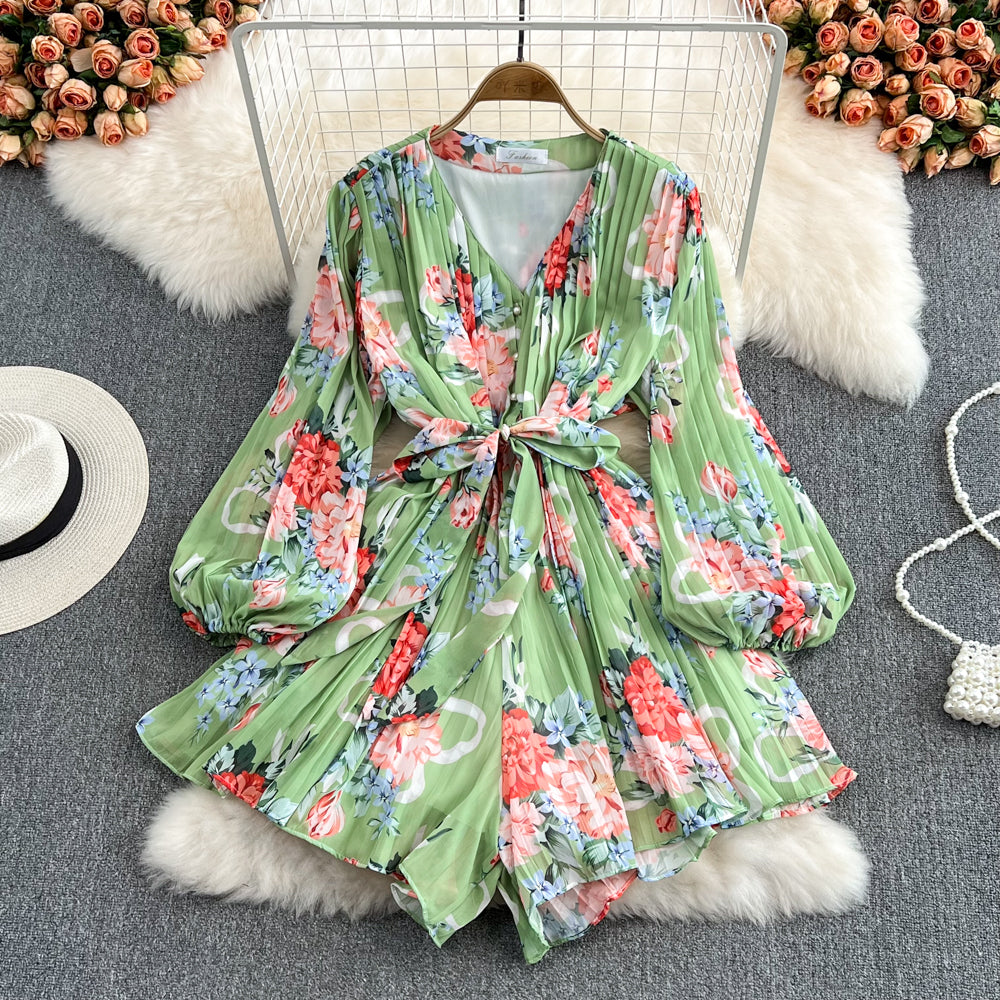 Neck Waist Print V-Neck Pleated Jumpsuit