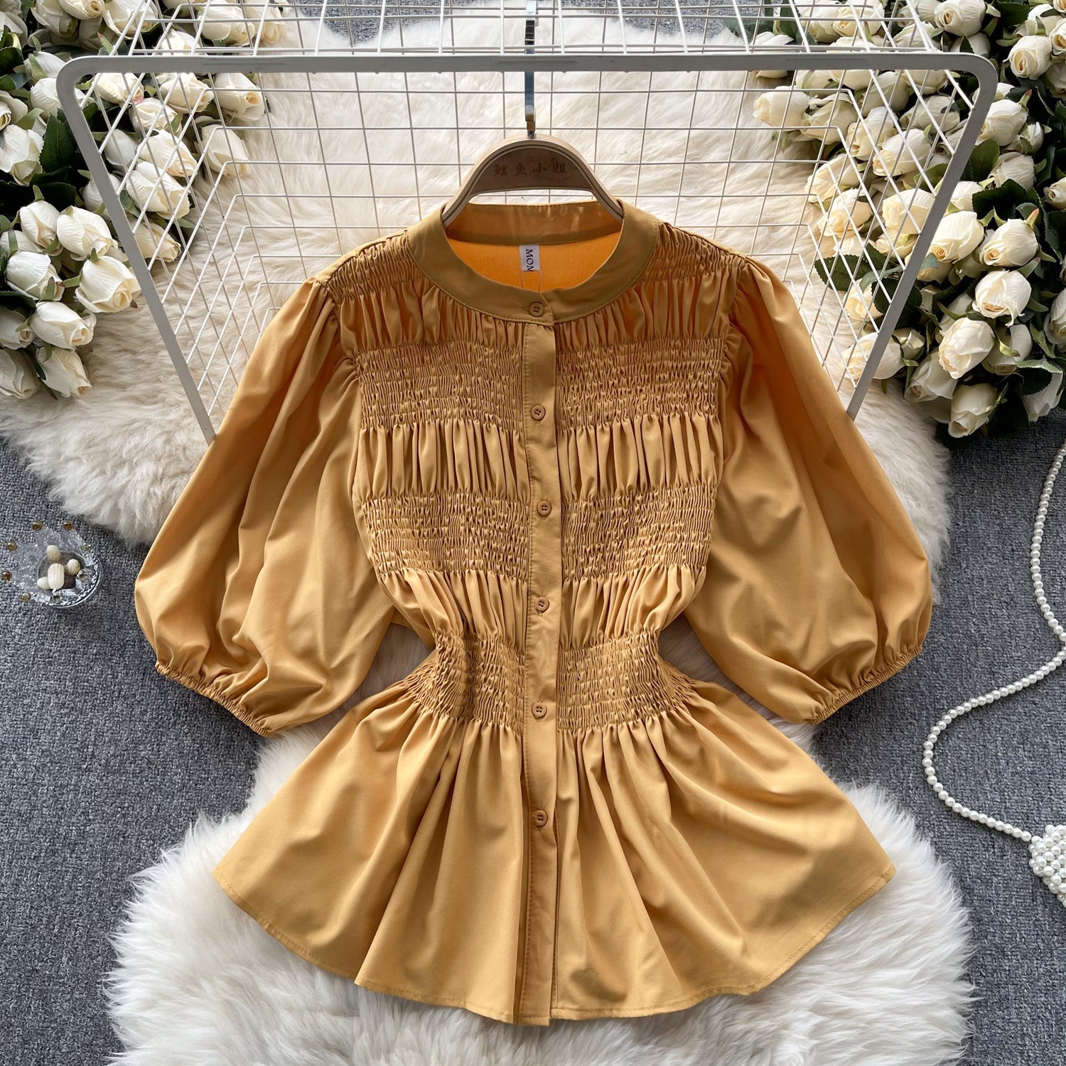 Niche Puffy Sleeve Pleated Shirt