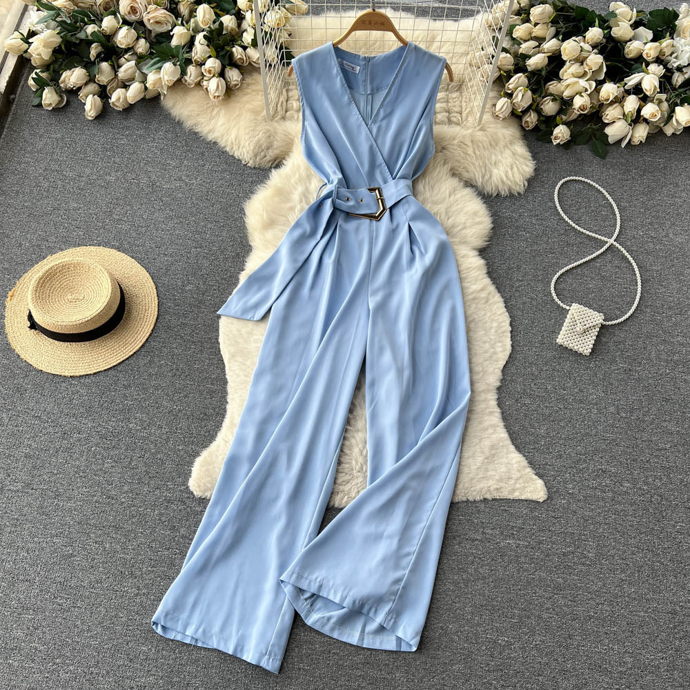 Sleeveless V-neck Lace-up Jumpsuit
