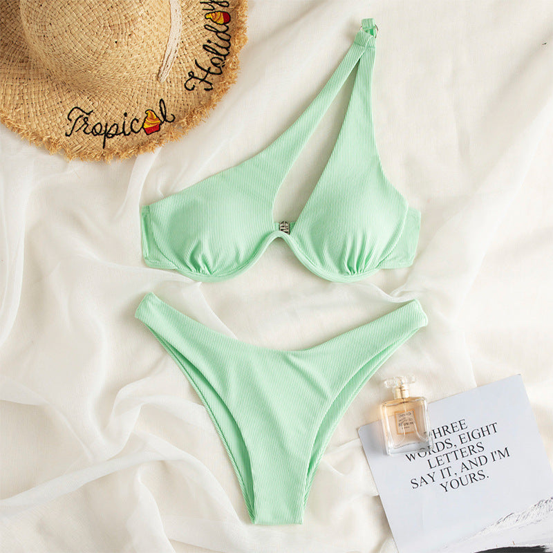 One-shoulder Split Bikini
