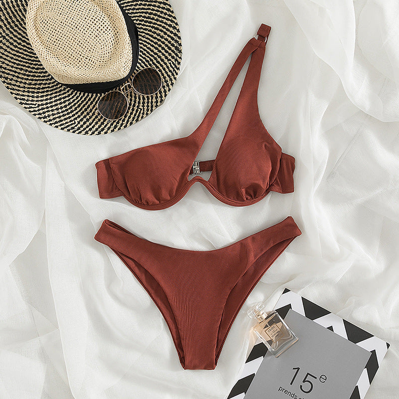 One-shoulder Split Bikini