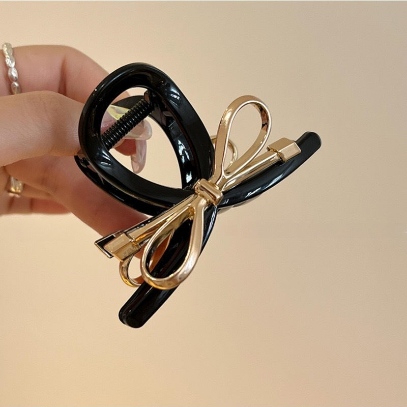 Beaded Frosted Black Hair Claws