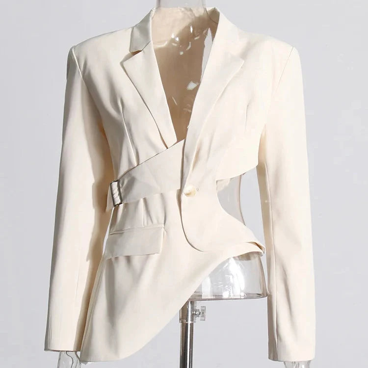 Umara - Cutout Buckle Detail Blazer
