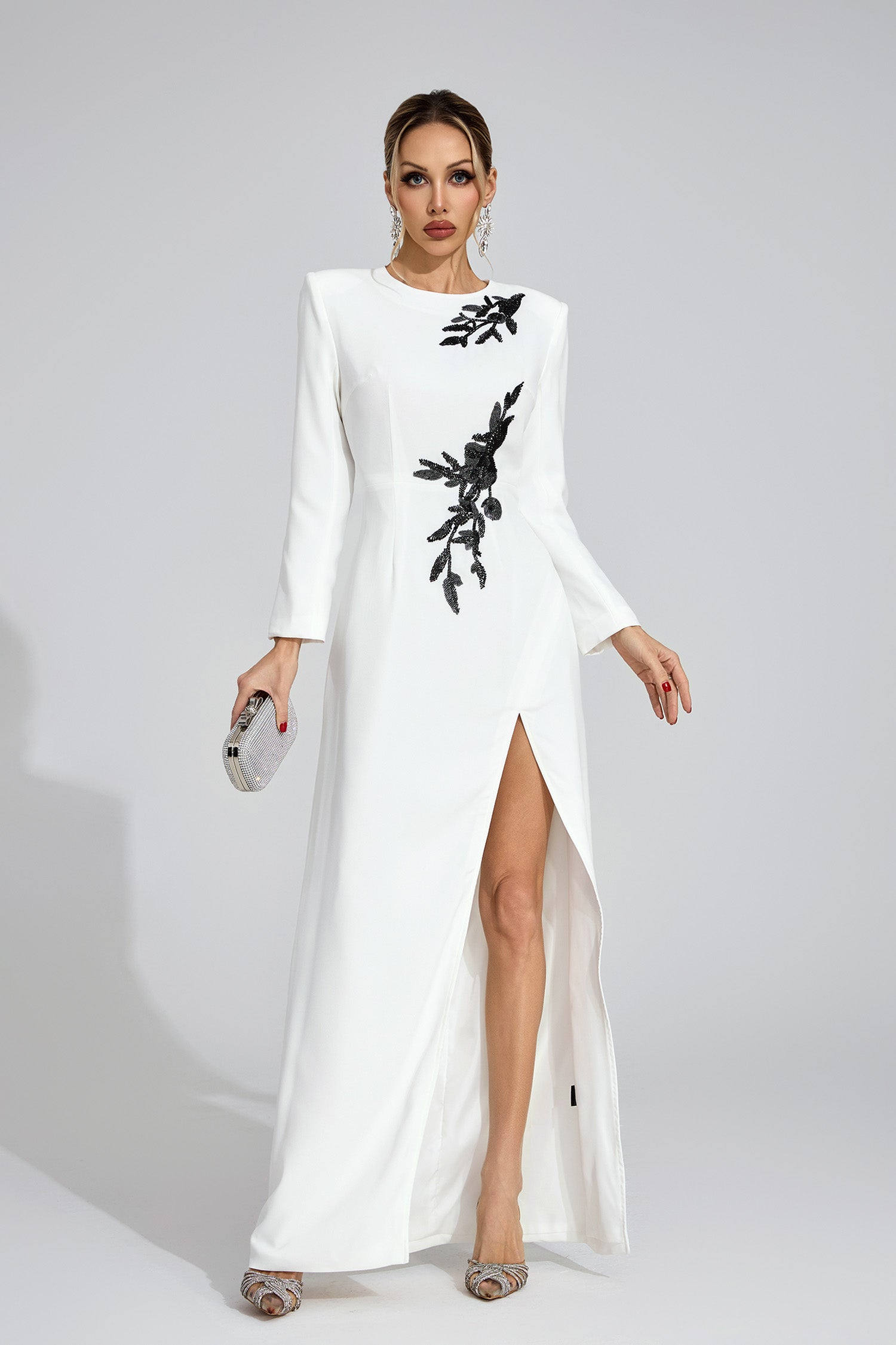 Yelvaris White Floral Maxi Dress