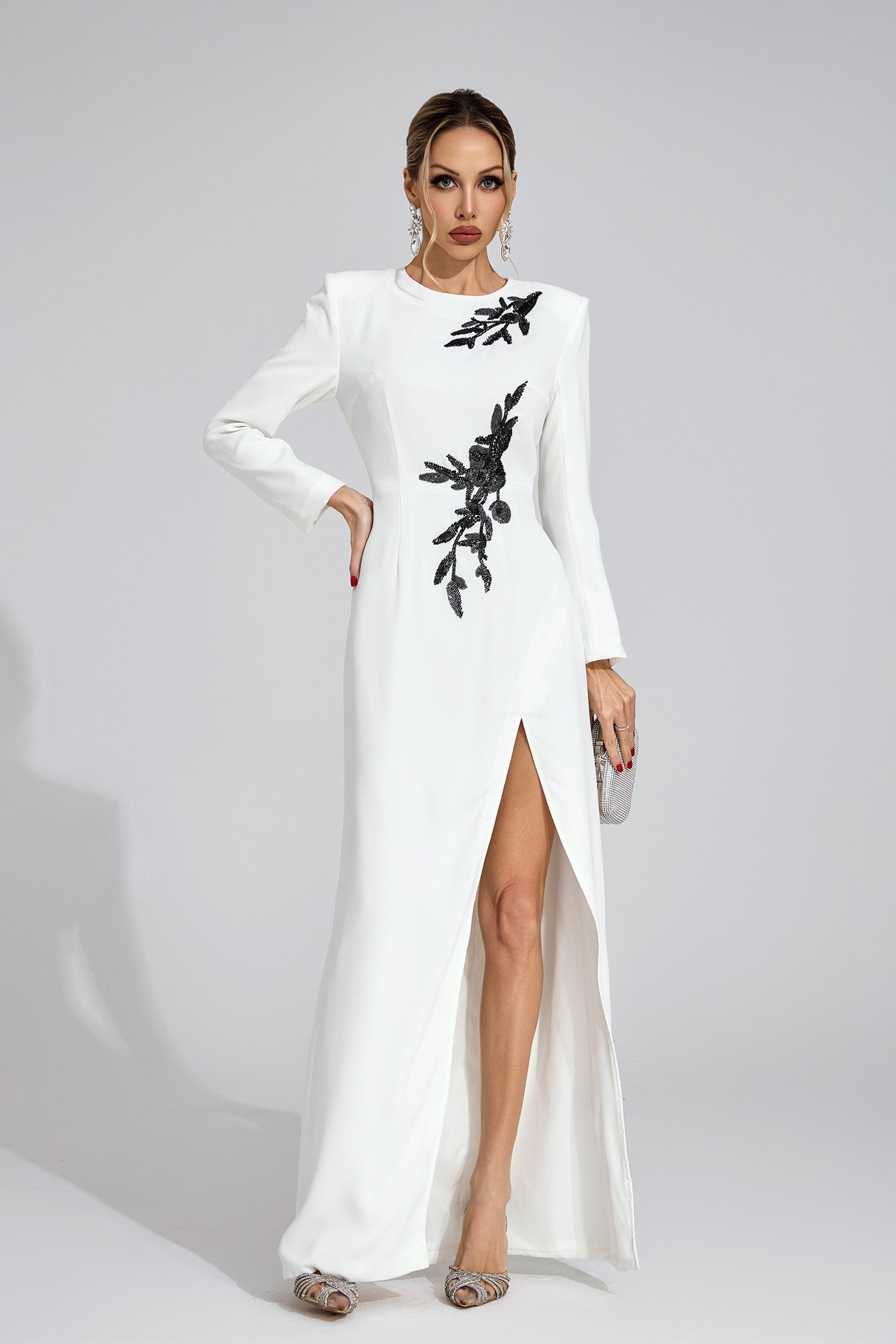 Yelvaris White Floral Maxi Dress