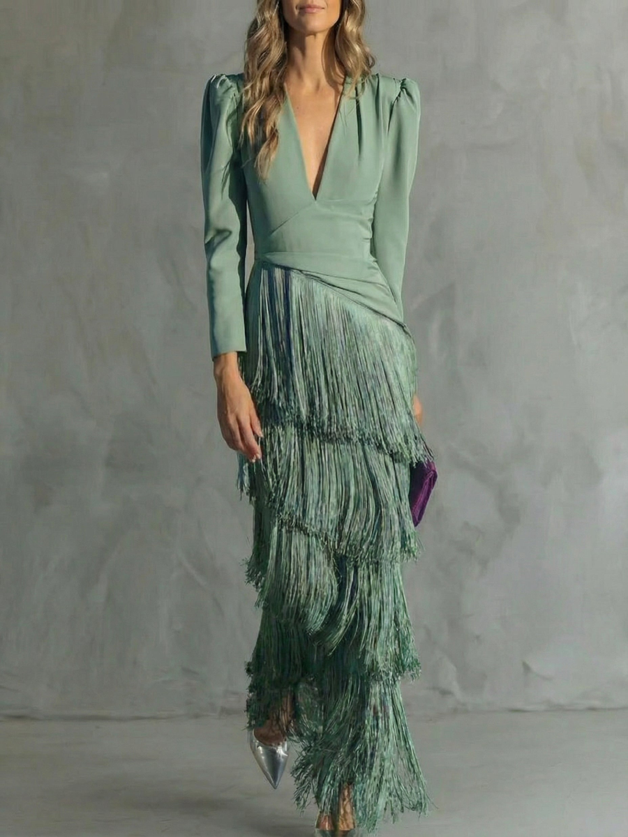 Alessia - Elegant midi dress with fringe sleeves