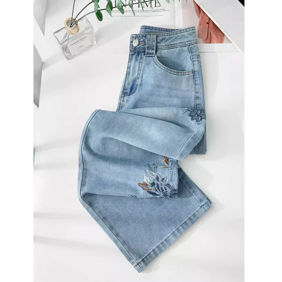 Ethnic Floral Embroidered Straight Jeans