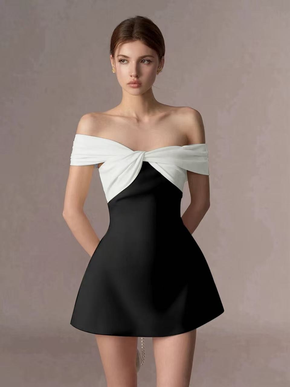 Grimric Black Off Shoulder Mini Dress with Twist Front