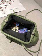 Zoe Pouch