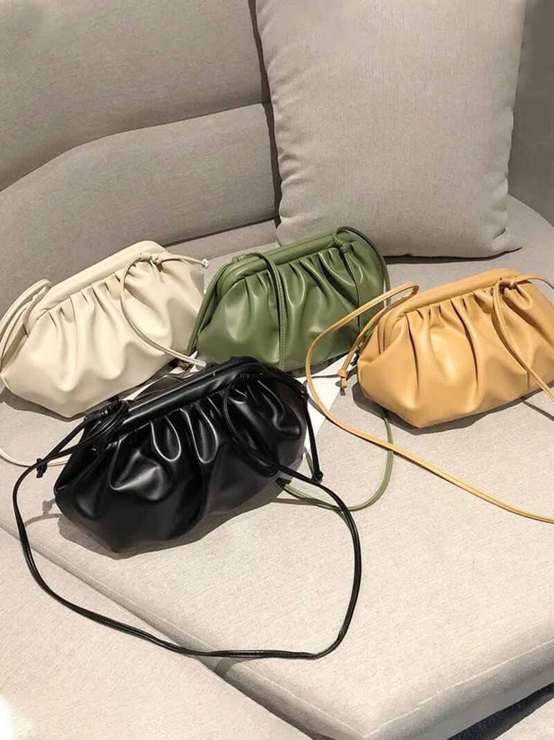 Zoe Pouch