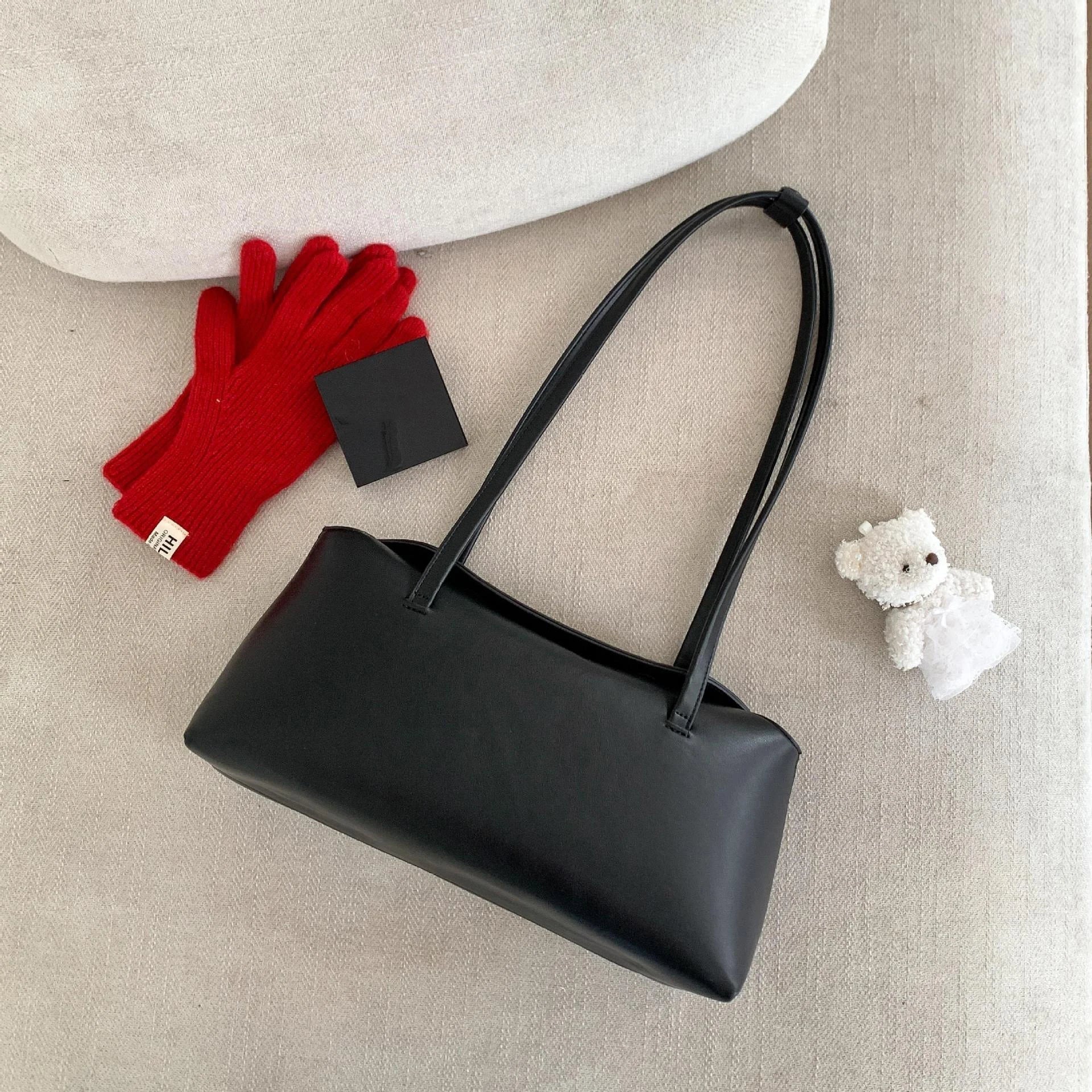 Alessia Pillow Shoulder Tote