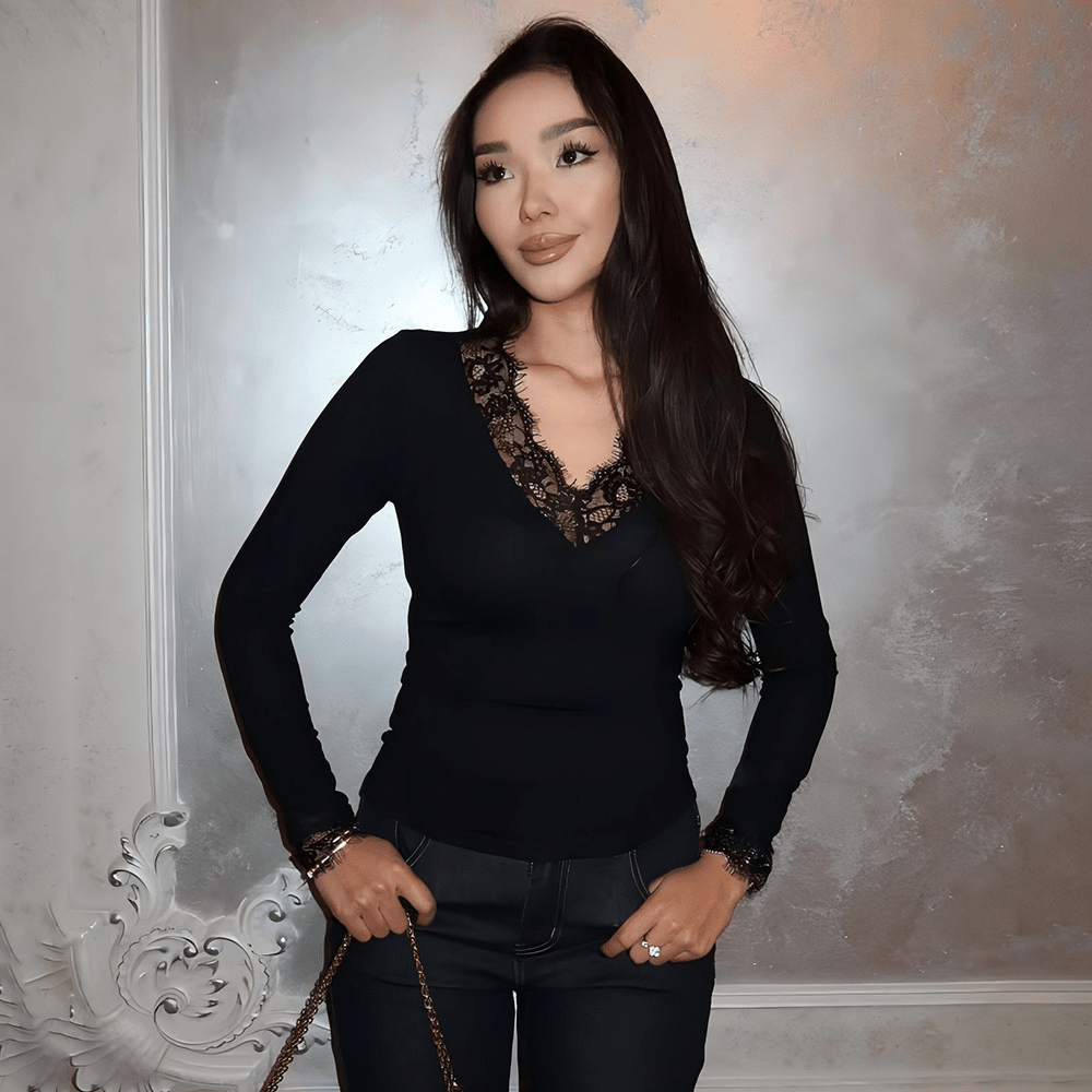 Antonia Lace V-Neck Slim-Fit Top