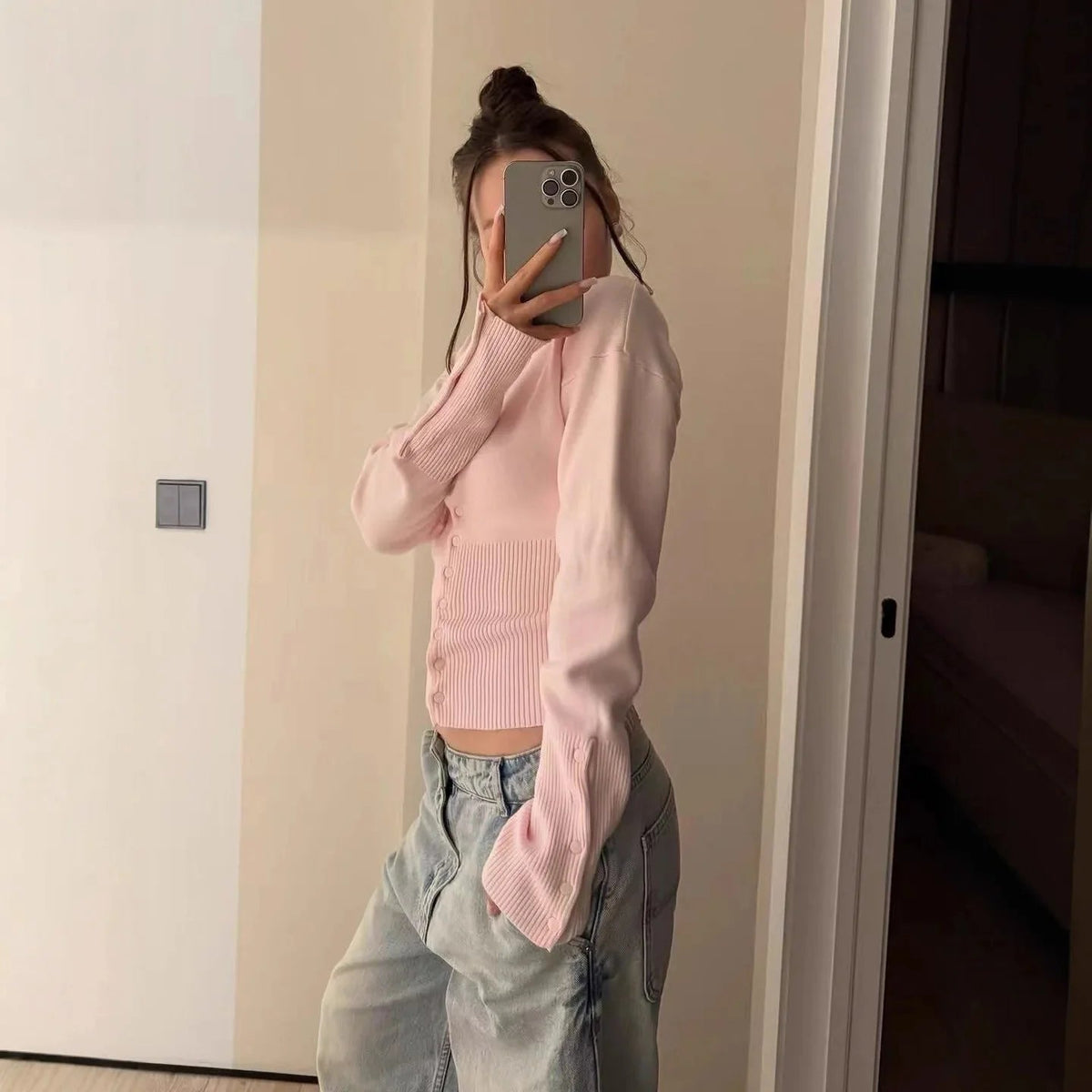 Daenerys Buttoned Slim Cardigan