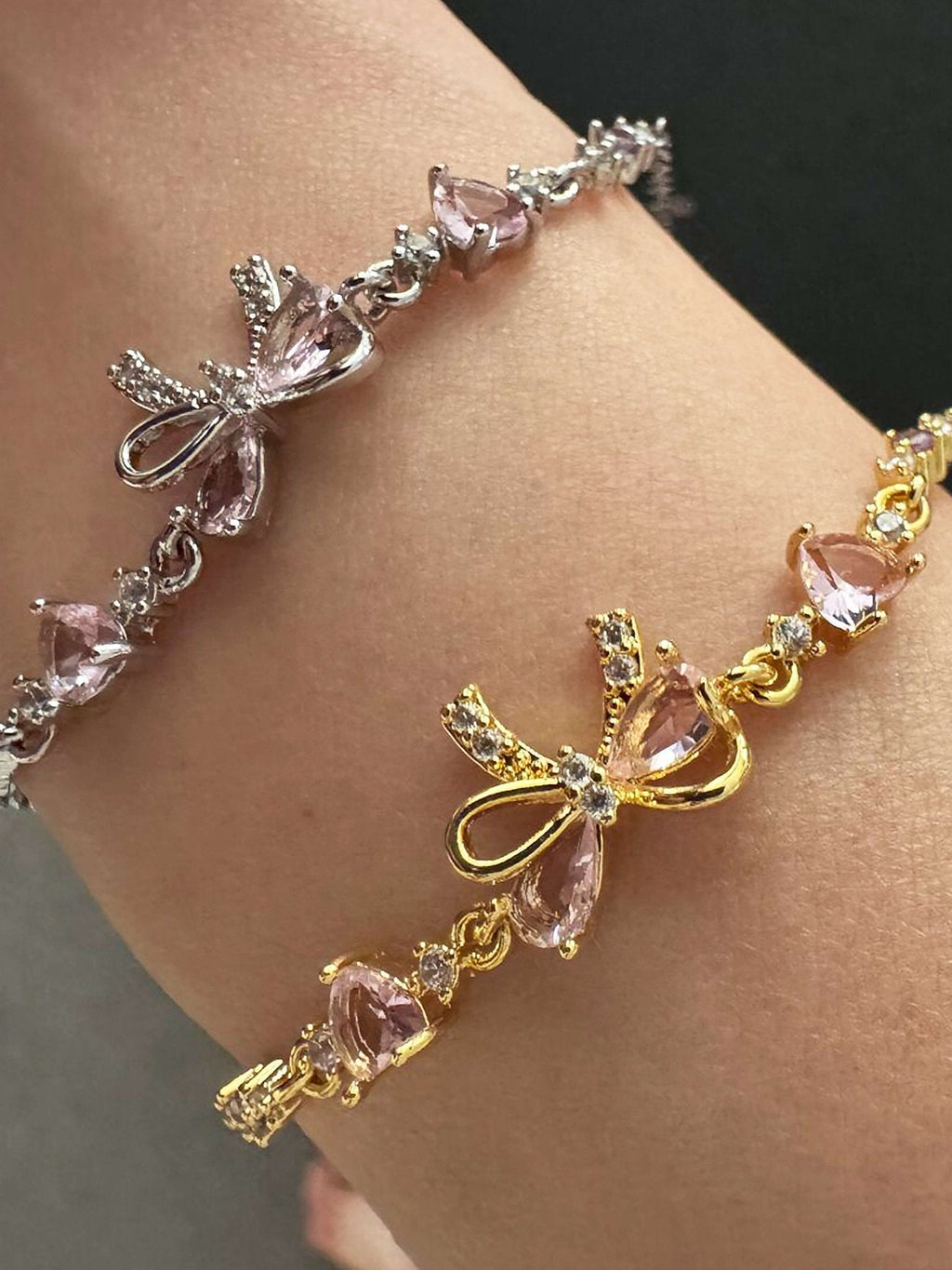 Aetria Zirconia Bow Detail Chain Bracelet