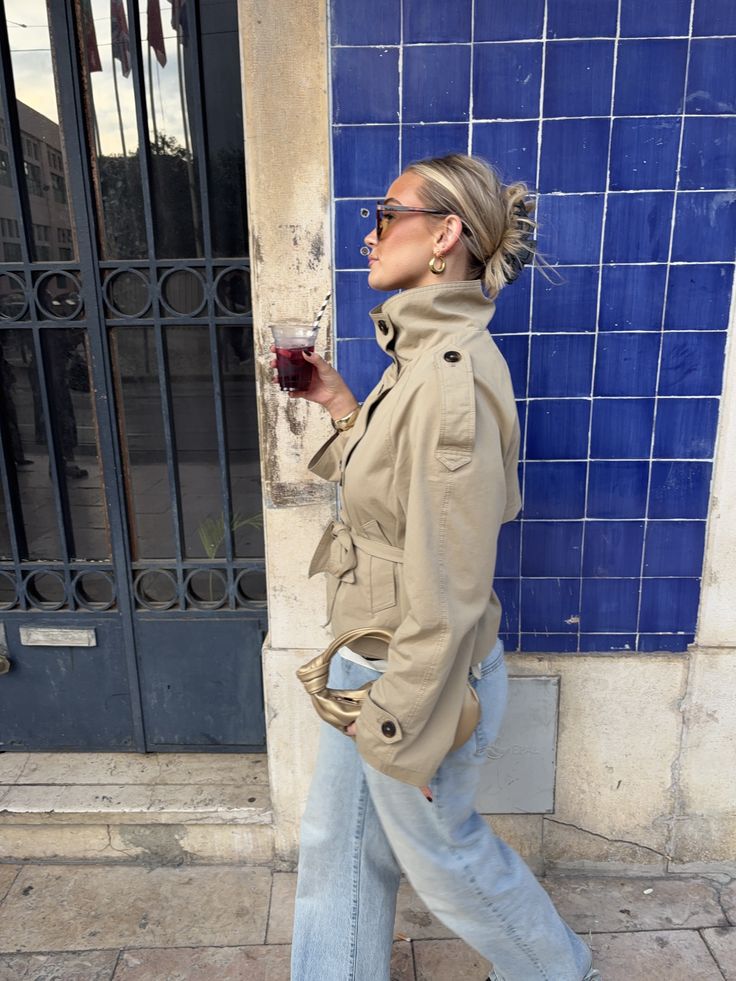 Kiarra Stand Collar Crop Trenchcoat